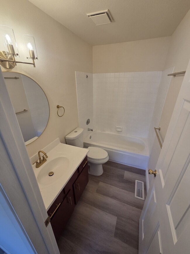 Photo - 6521 Flower St