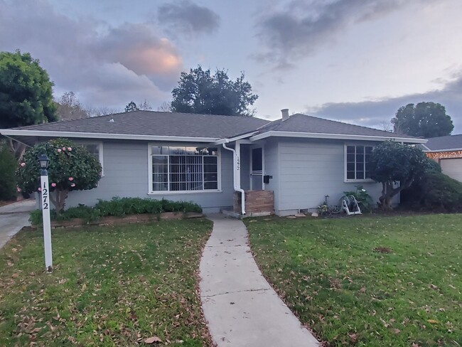 Cute Home in Willow Glen, Fresh Paint, Woo... - Cute Home in Willow Glen, Fresh Paint, Woo...