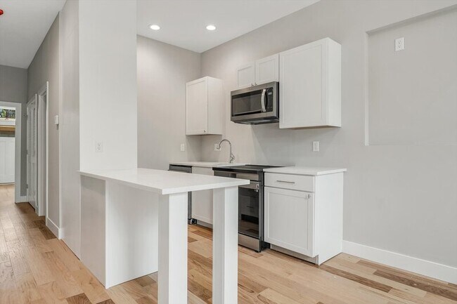 Photo - 3326 Michigan Ave