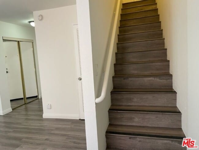 Photo - 641 Normandie Ave Unidad 6