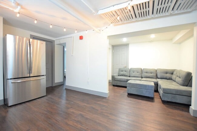 Photo - 306 Bryant Ave Unit Apt 1