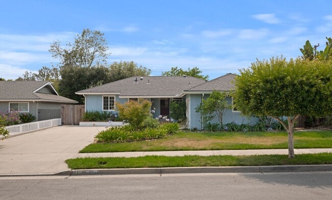 Charming 3-Bed, 2-Bath Home for Rent in Go... - Charming 3-Bed, 2-Bath Home for Rent in Go...