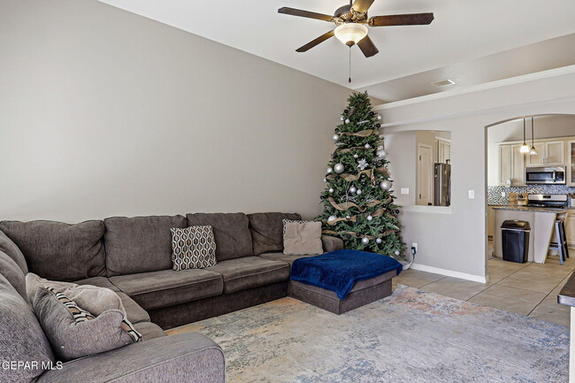 Photo - 3853 Loma Brisa Dr