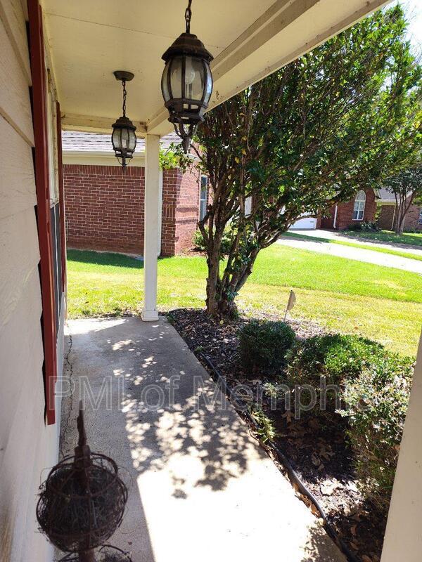 Building Photo - 3067 Woodland Fern Cove Rental