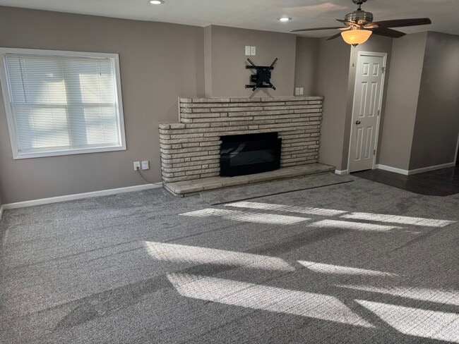 Photo - 1311 Devils Glen Rd