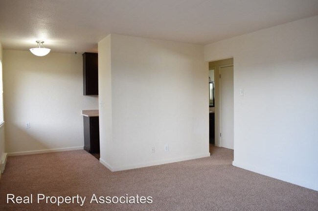 Photo - 1212 E Howell St