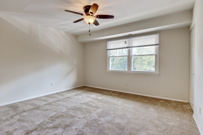 Photo - Abbey Square