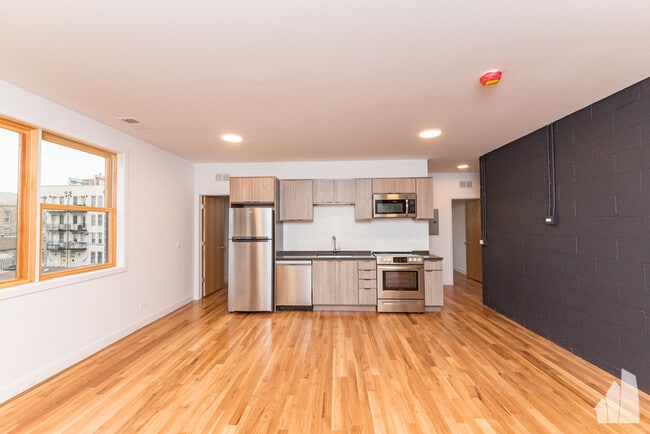 Photo - 806 S Claremont Ave Rental