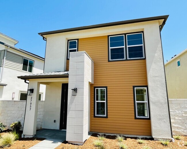 Building Photo - 27057 Trail View Ln. Rental
