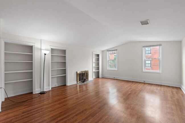 Photo - 631 Catharine St Unidad 2