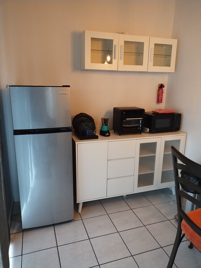 Photo - 6999 W 25th Ave Unidad Studio/efficiency