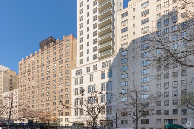 Photo - 15 W 96th St