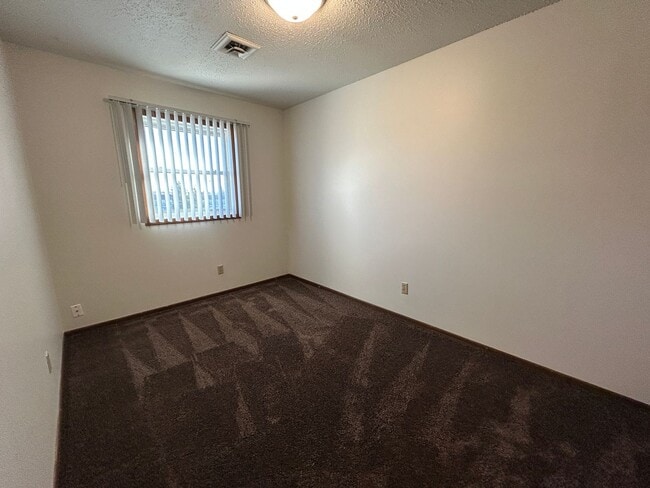 Photo - 343 9th Ave E Unit #4