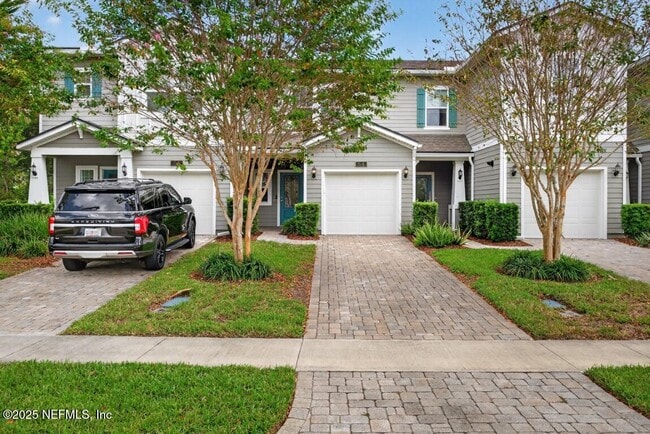 Photo - 64 Pindo Palm Dr