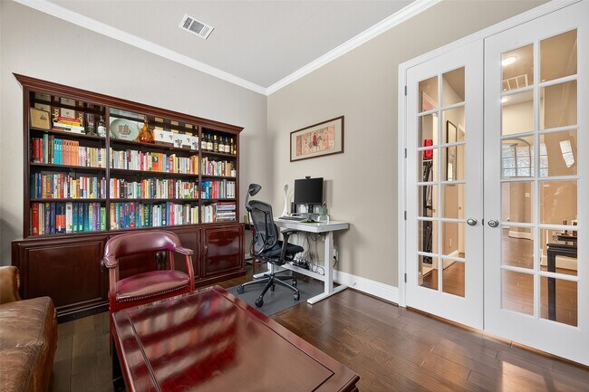 Photo - 14 Cottage Glen Ln