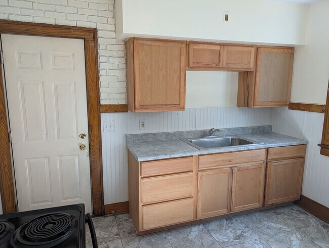 Photo - Kron Street, Double Unidad Lower