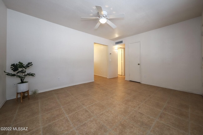 Photo - 3004 N Sparkman Blvd