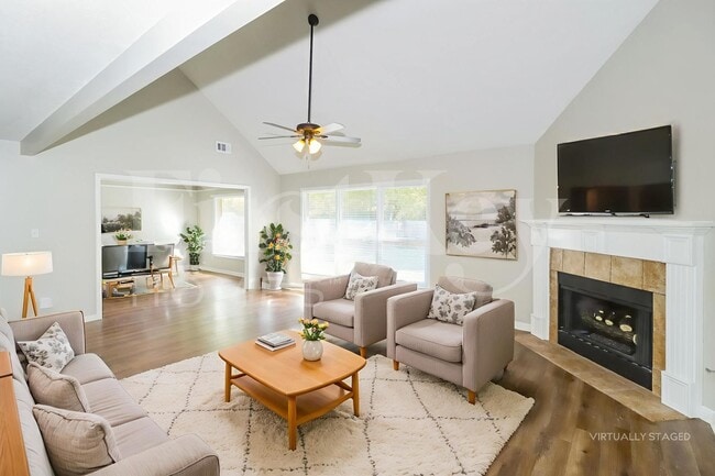 Photo - 8827 Dewberry Ln