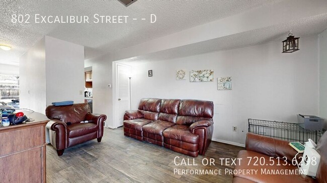 Photo - 802 Excalibur St Unit D