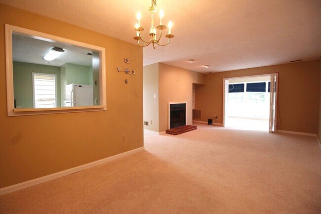 Photo - Large upper-level condo