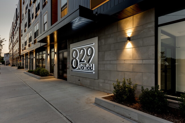 Photo - 829 Garfield Ave