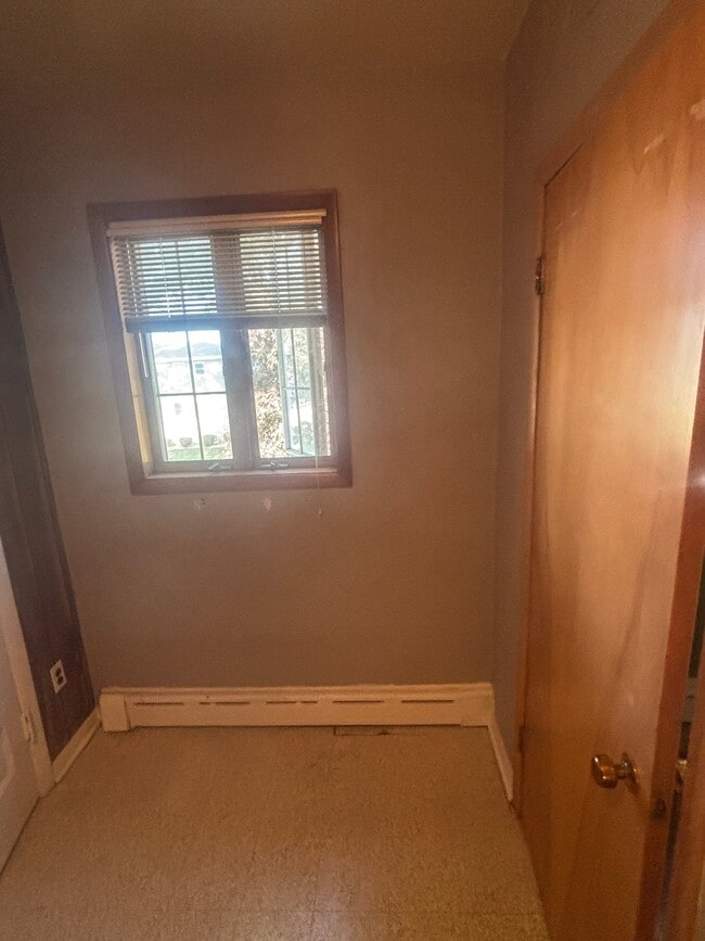Photo - 1314 N 21st Ave Unidad Shared second floor