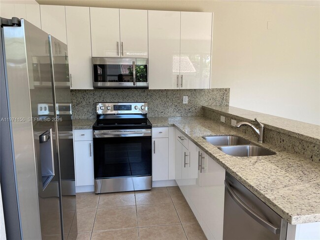 Photo - 2041 SE 15th St