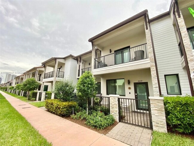 Photo - 4659 NW 83rd Path Townhome