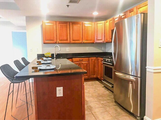 Photo - 727 Monroe St Unidad 303