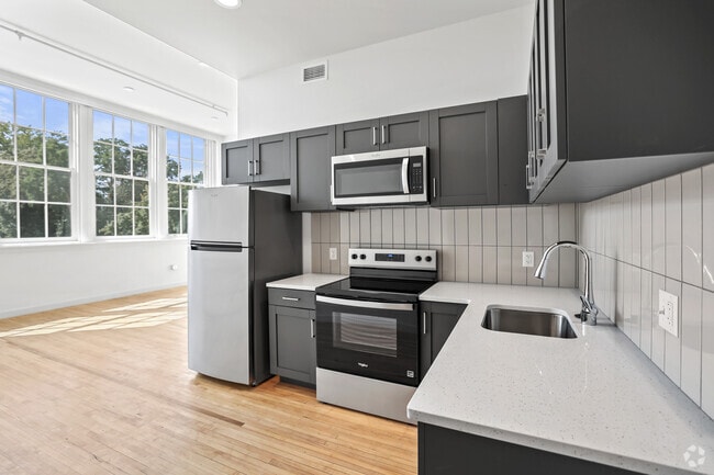 Studio - 439SF - Kitchen