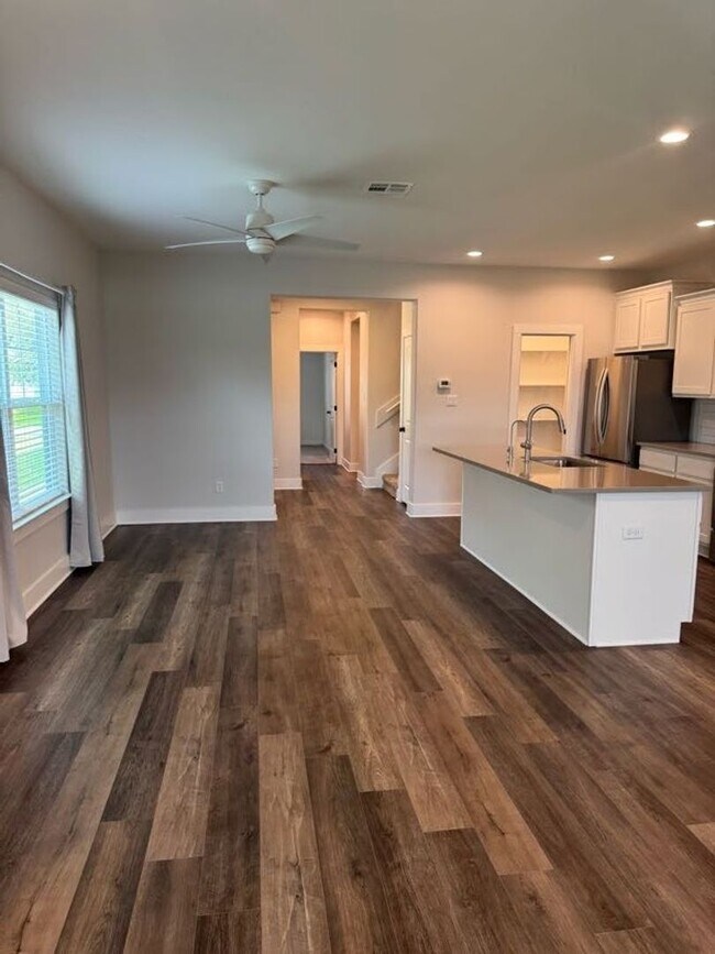 Photo - Immaculate Townhome Minutes from Texas A&M