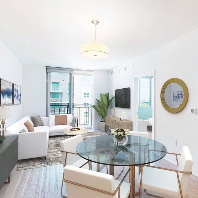 Building Photo - Douglas Enclave