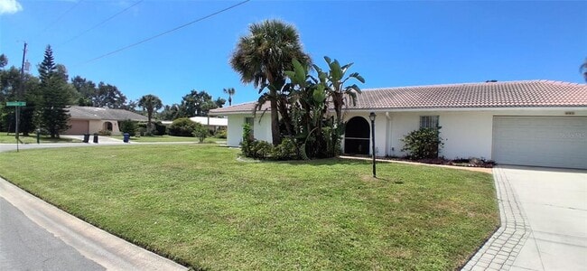 Photo - 441 Rubens Dr
