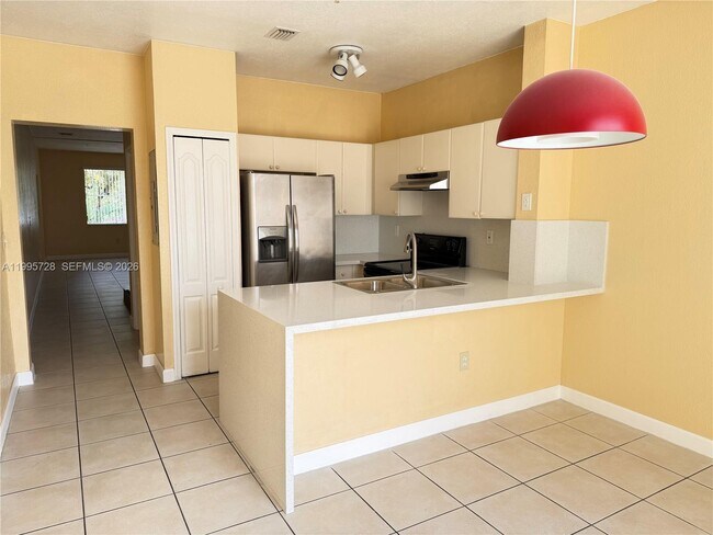 Photo - 7080 NW 177th St Unidad 209-13
