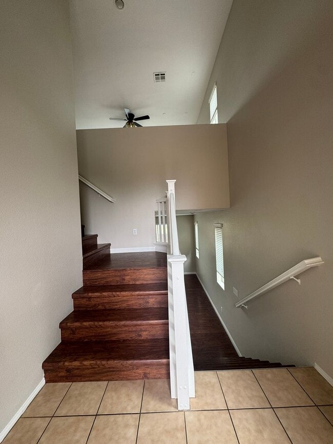 Photo - Adorable 3-Bed, 3-Bath Home in Gated Commu...