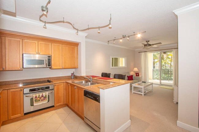 Building Photo - 1 Renaissance Way Unit 216 Rental