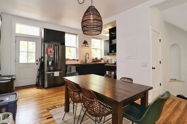 Photo - 820 Grand St Unit 2