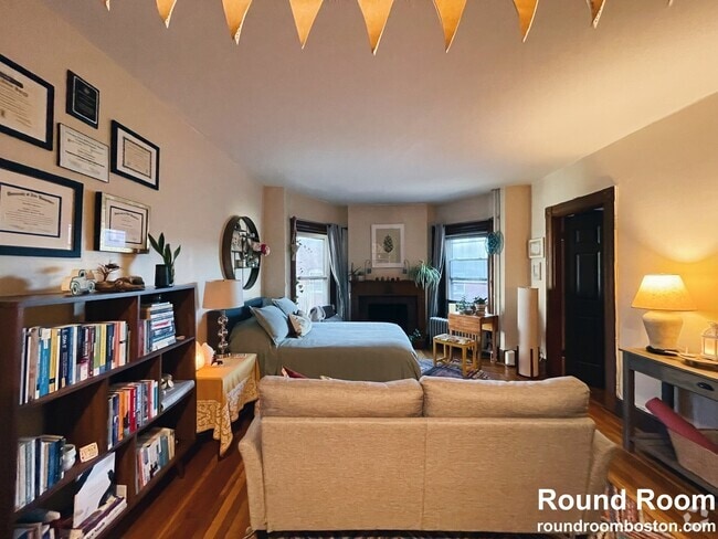 Building Photo - 847 Beacon St Unit 6 Rental