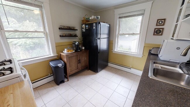 Photo - 11 Walnut St Unit 2