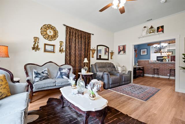 Photo - 809 SW 5th Ave