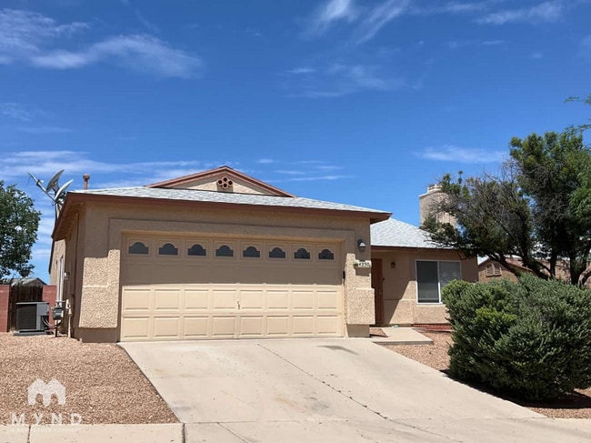 Building Photo - 4230 S Mayberry Pl