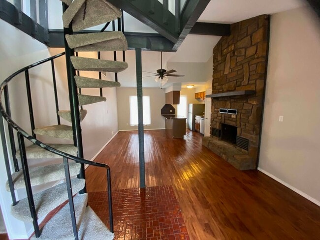 Photo - 13835 Turnberry Ln