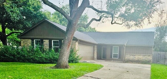 Building Photo - 3214 Bayou Crossing Rental