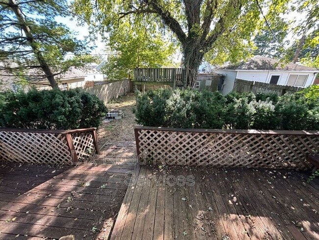 Photo - 1754 Suman Ave