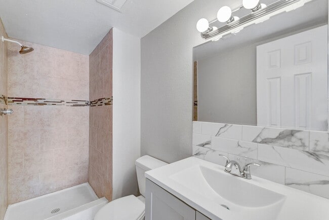 Photo - 128 Goodson Dr Unit 128