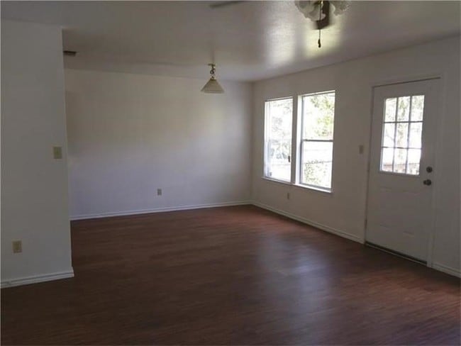 Photo - 1027 Sagewood Trail Townhome