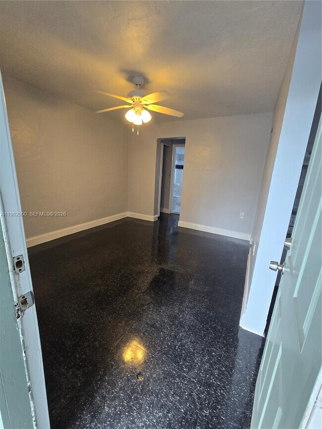 Photo - 1520 NW 61st St Unit 1