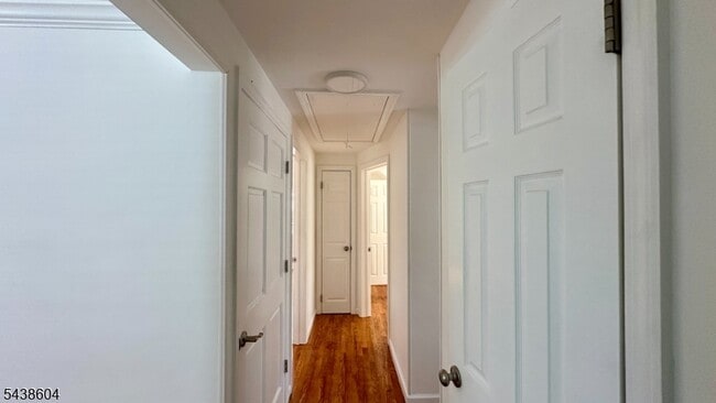 Photo - 131 E 13th St
