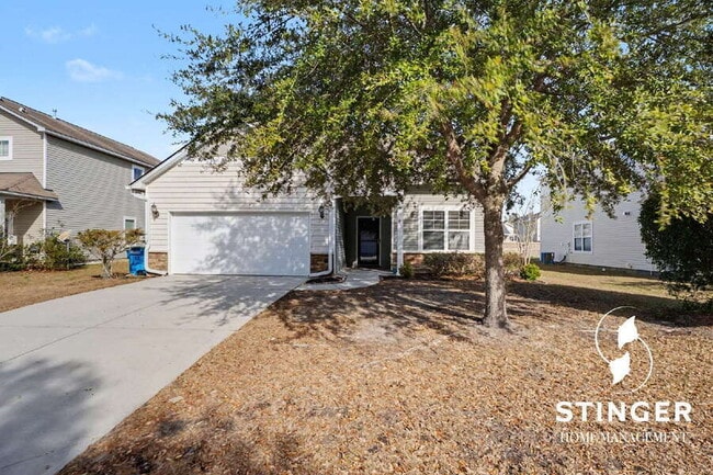 Photo - 12 Whitewater Way