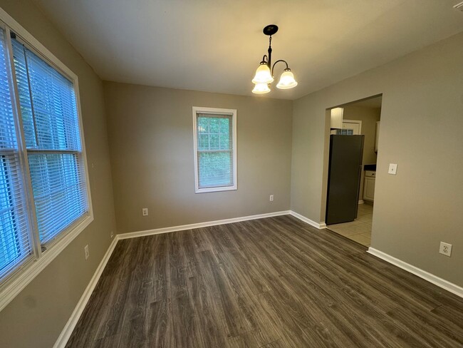 Photo - 2 Bedroom 1 Bathroom